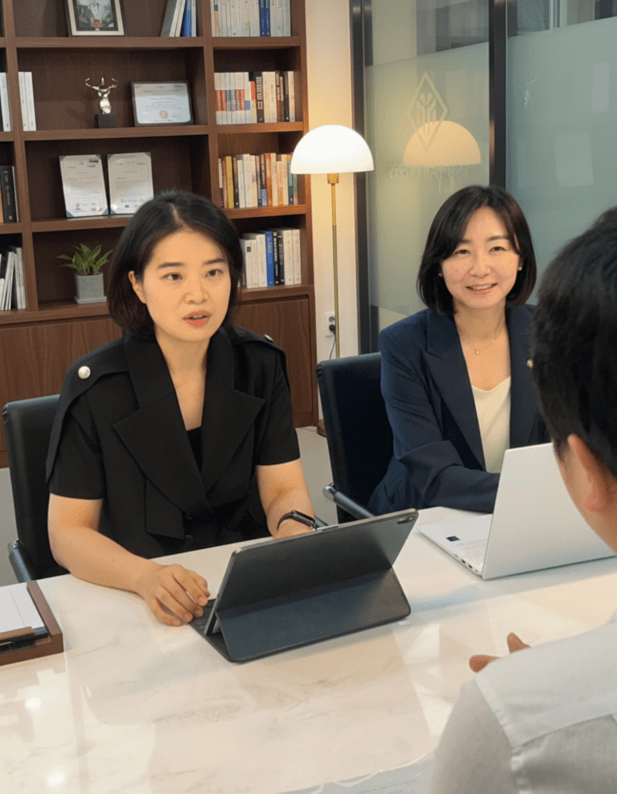 홍민정·최지연 변호사